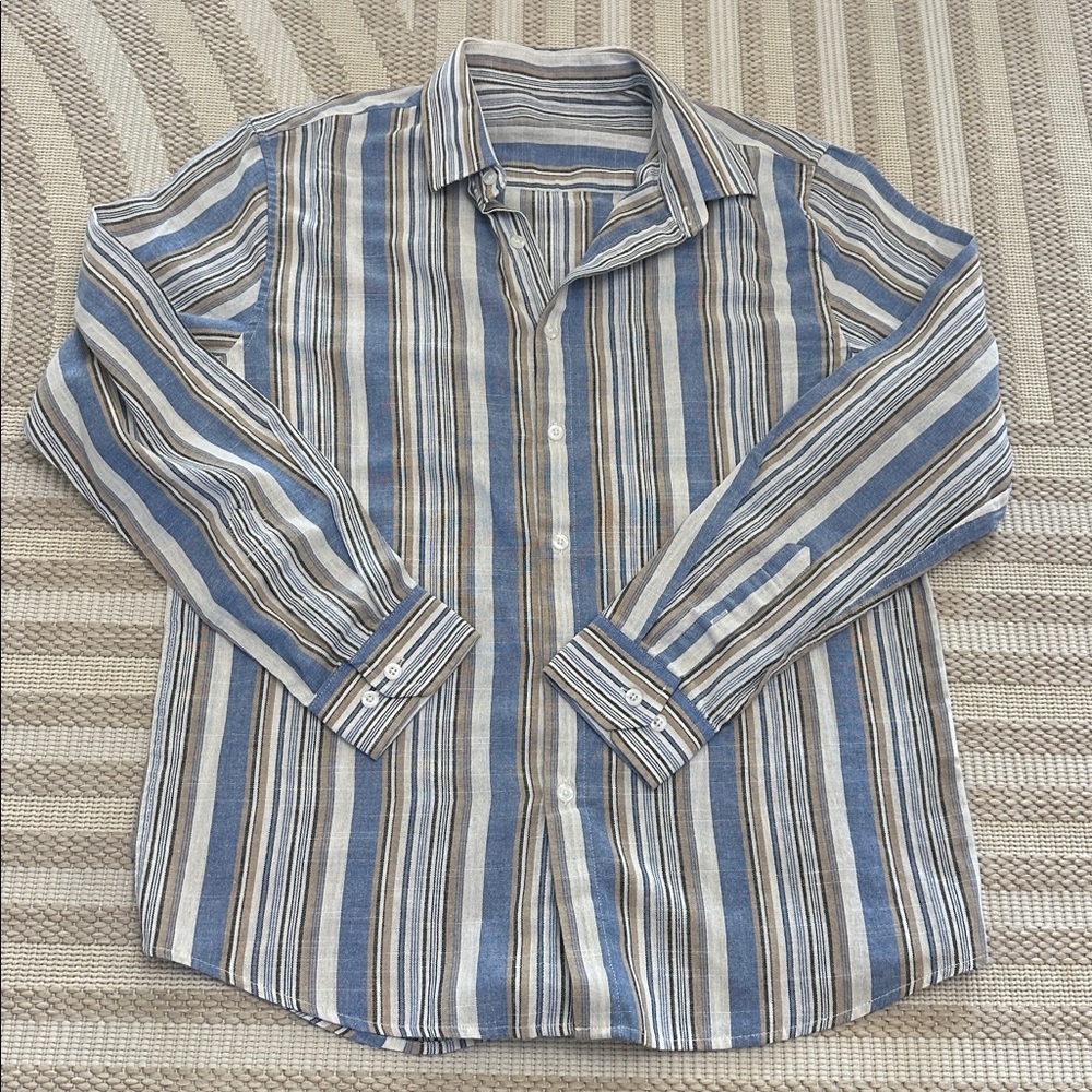 Men’s medium Greek boutique long sleeve pit 21.5 length 29